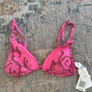 L Space Finneas Bikini Top size small NWT